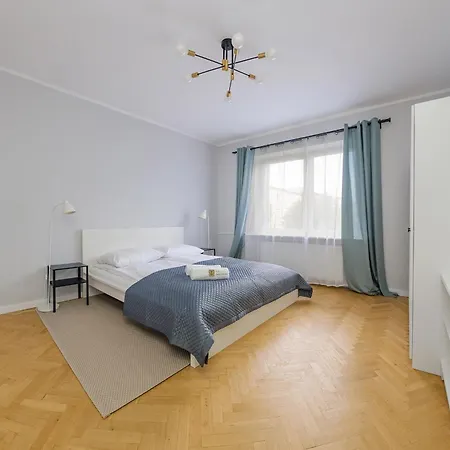 Stone Park Lejlighed *