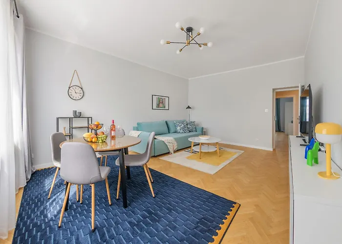 Stone Park * גדינייה